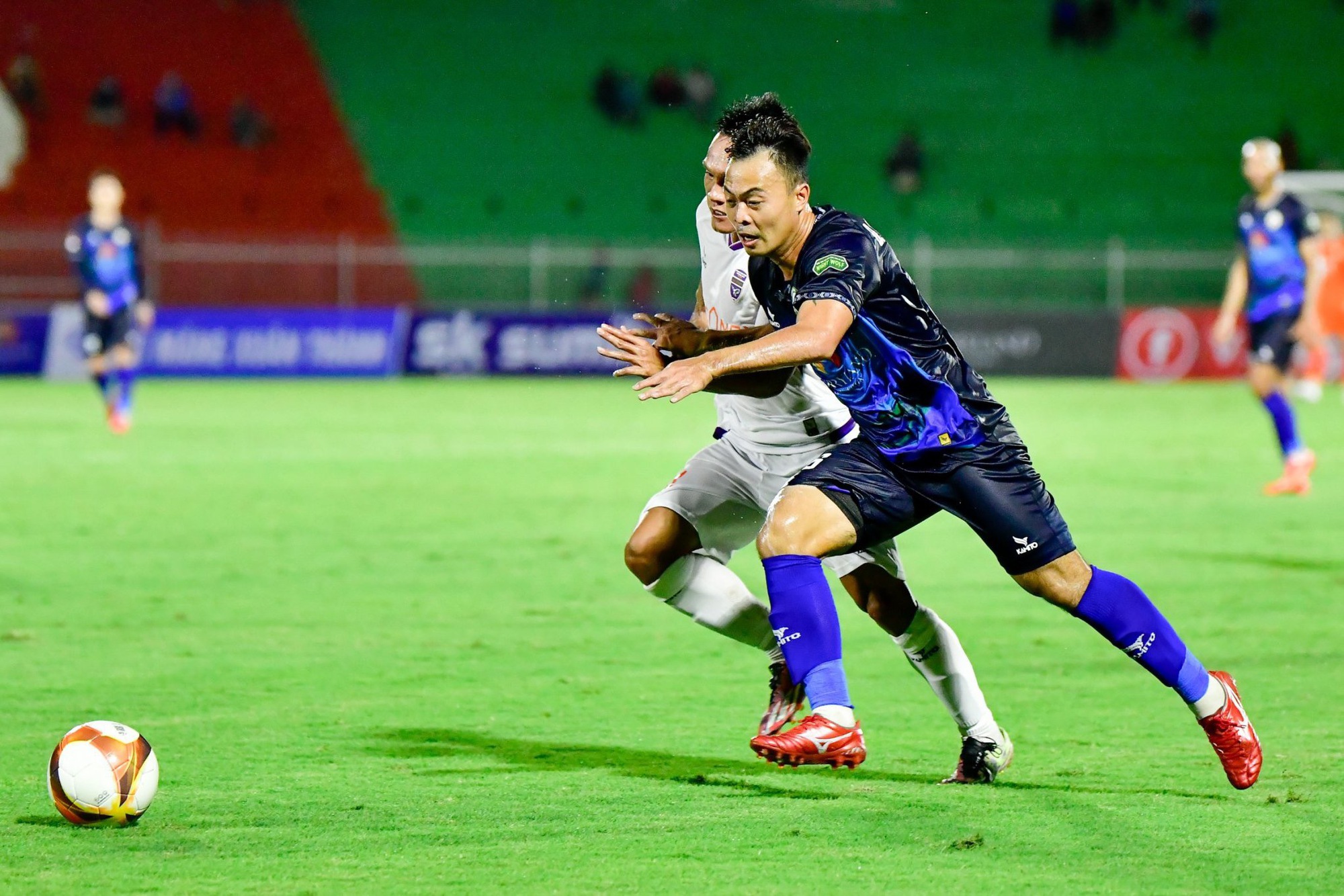 HLV Troussier cần 'đại phẫu' đội tuyển Việt Nam ở Asian Cup, Nguyễn Filip tập trung sớm
- Ảnh 3.