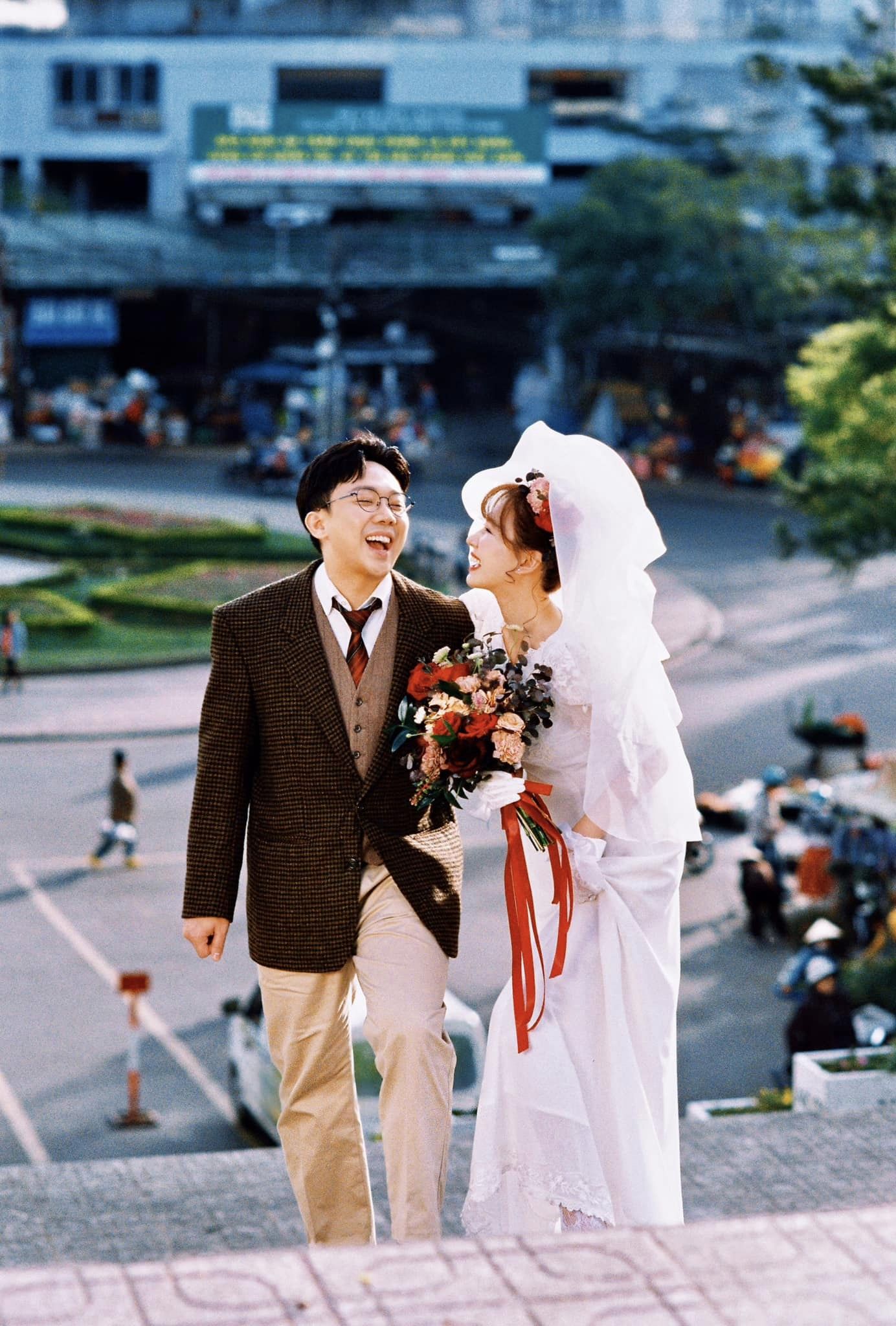 Trấn Thành tung ảnh kỷ niệm 7 năm ngày cưới- Ảnh 7.