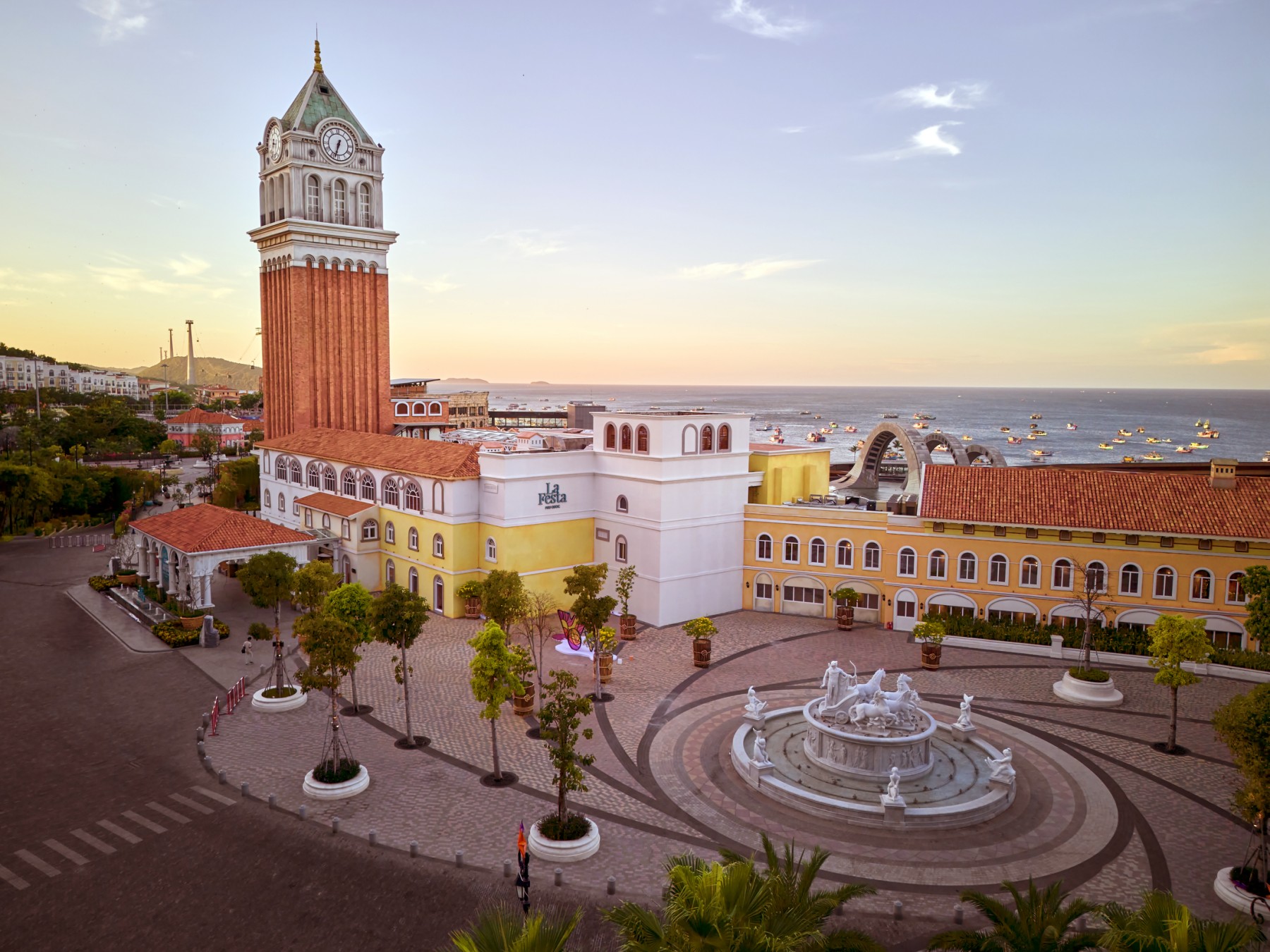 Tìm điểm đón năm mới 'đỉnh' nhất Việt Nam? Tới Sunset Town - Phú Quốc ngay thôi!- Ảnh 4. Tìm điểm đón năm mới 'đỉnh' nhất Việt Nam? Tới Sunset Town - Phú Quốc ngay thôi!- Ảnh 4.