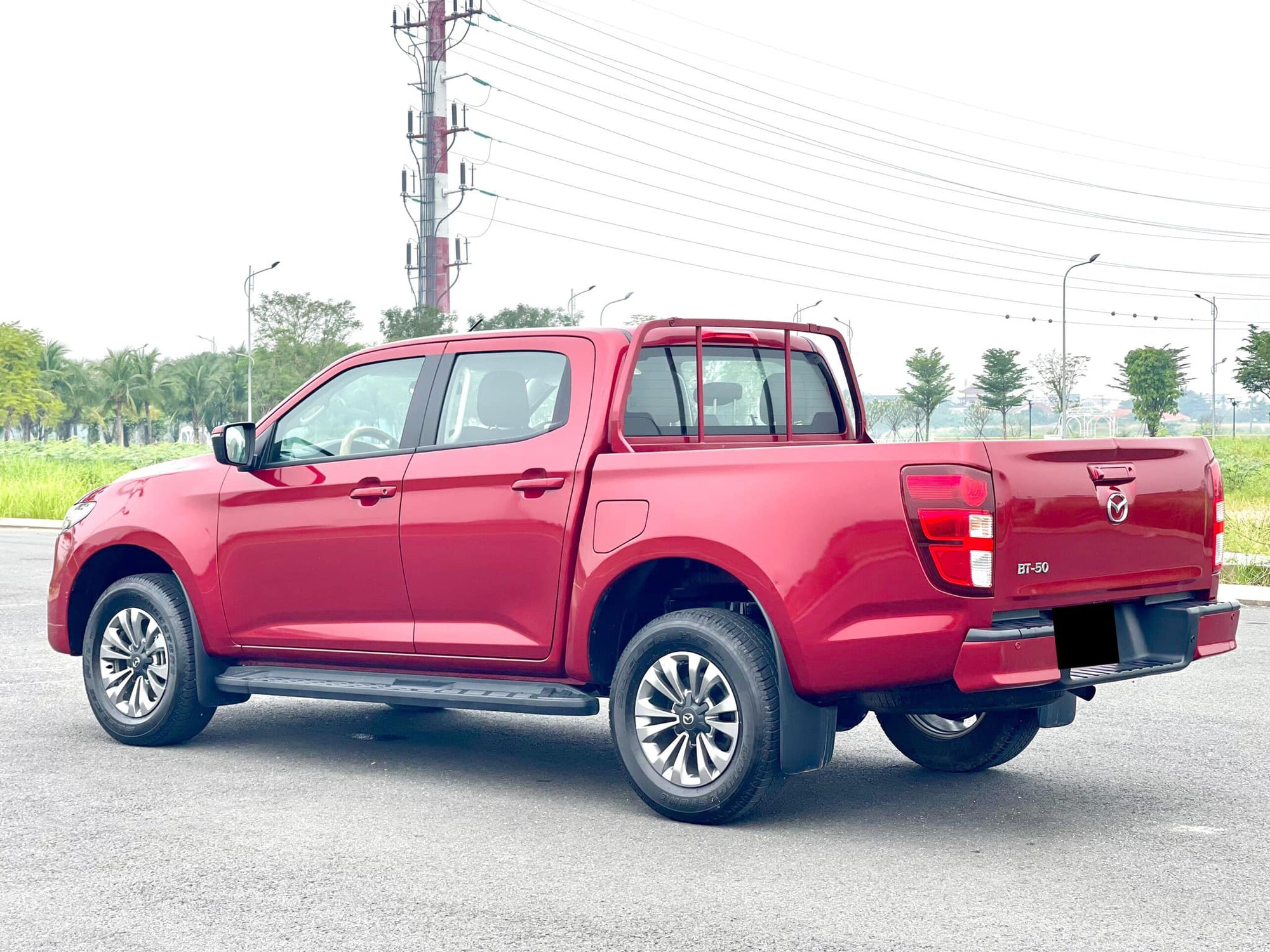 Mazda BT-50 giảm còn 529 triệu đồng, ngang giá Toyota Vios- Ảnh 2. Mazda BT-50 giảm còn 529 triệu đồng, ngang giá Toyota Vios- Ảnh 2.
