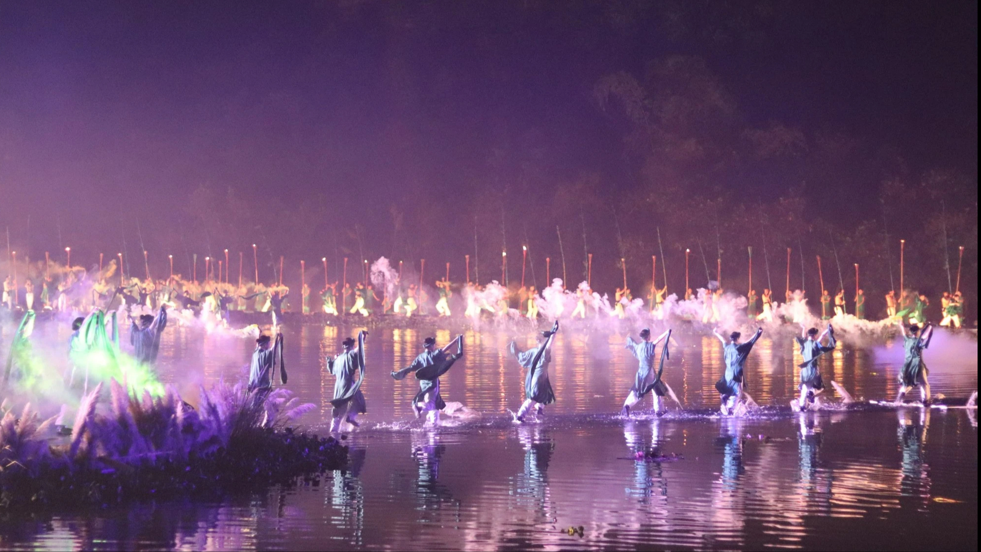 Những hình ảnh ấn tượng tại Festival Ninh Bình - Tràng An lần thứ 2- Ảnh 3.