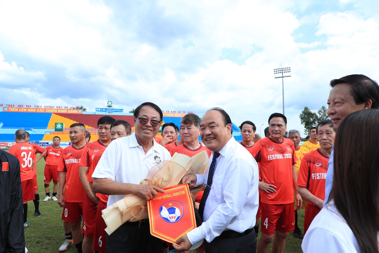 Lòng tri ân và những nụ cười các cựu cầu thủ bóng đá Việt Nam- Ảnh 26.