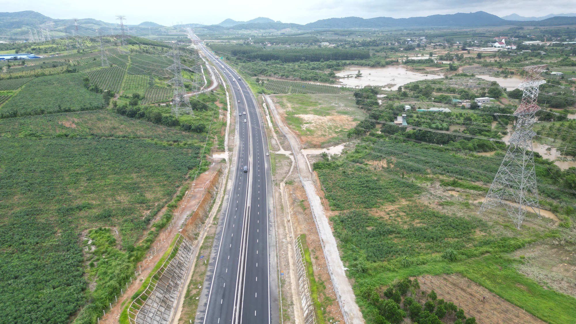 Tìm nguồn vốn làm cao tốc Hà Tiên - Rạch Giá - Bạc Liêu- Ảnh 1. Tìm nguồn vốn làm cao tốc Hà Tiên - Rạch Giá - Bạc Liêu- Ảnh 1.