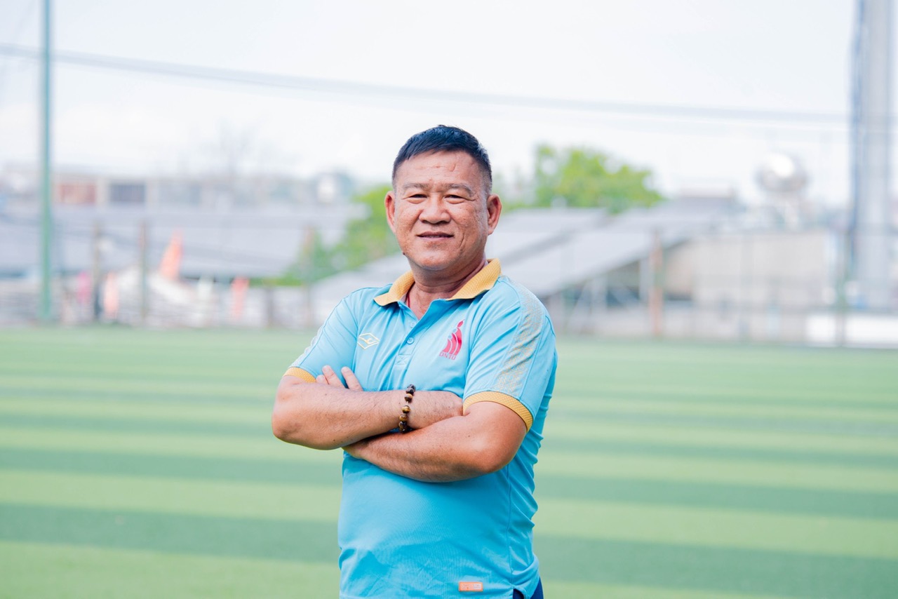 HLV Nguyễn Hoàng Minh tự hào khi ĐNCN Đồng Nai tham dự giải TNSV THACO Cup 2024