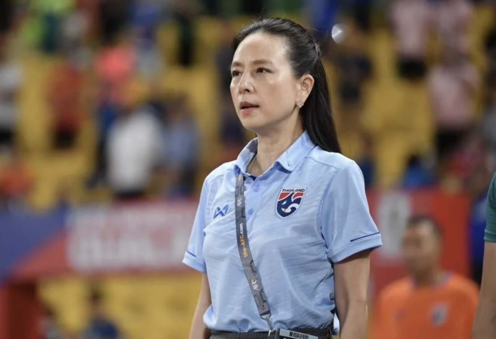 Bóng đá Thái Lan nóng, Madam Pang đụng độ đối thủ nặng ký đua chức Chủ tịch  FAT