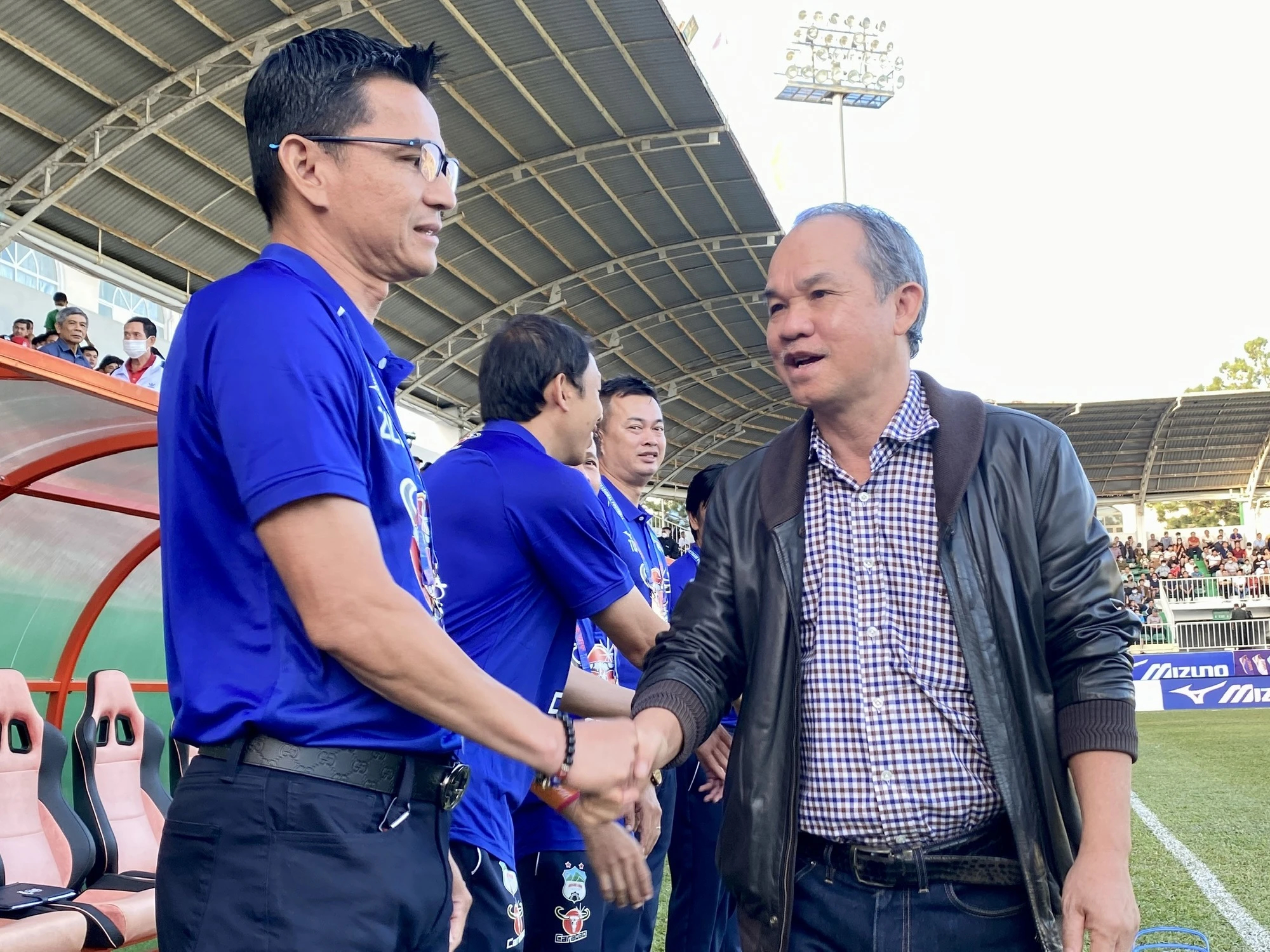 VPF ra thông báo khẩn, cơ hội để HAGL 'lột xác' khi V-League trở lại- Ảnh 1. VPF ra thông báo khẩn, cơ hội để HAGL 'lột xác' khi V-League trở lại- Ảnh 1.