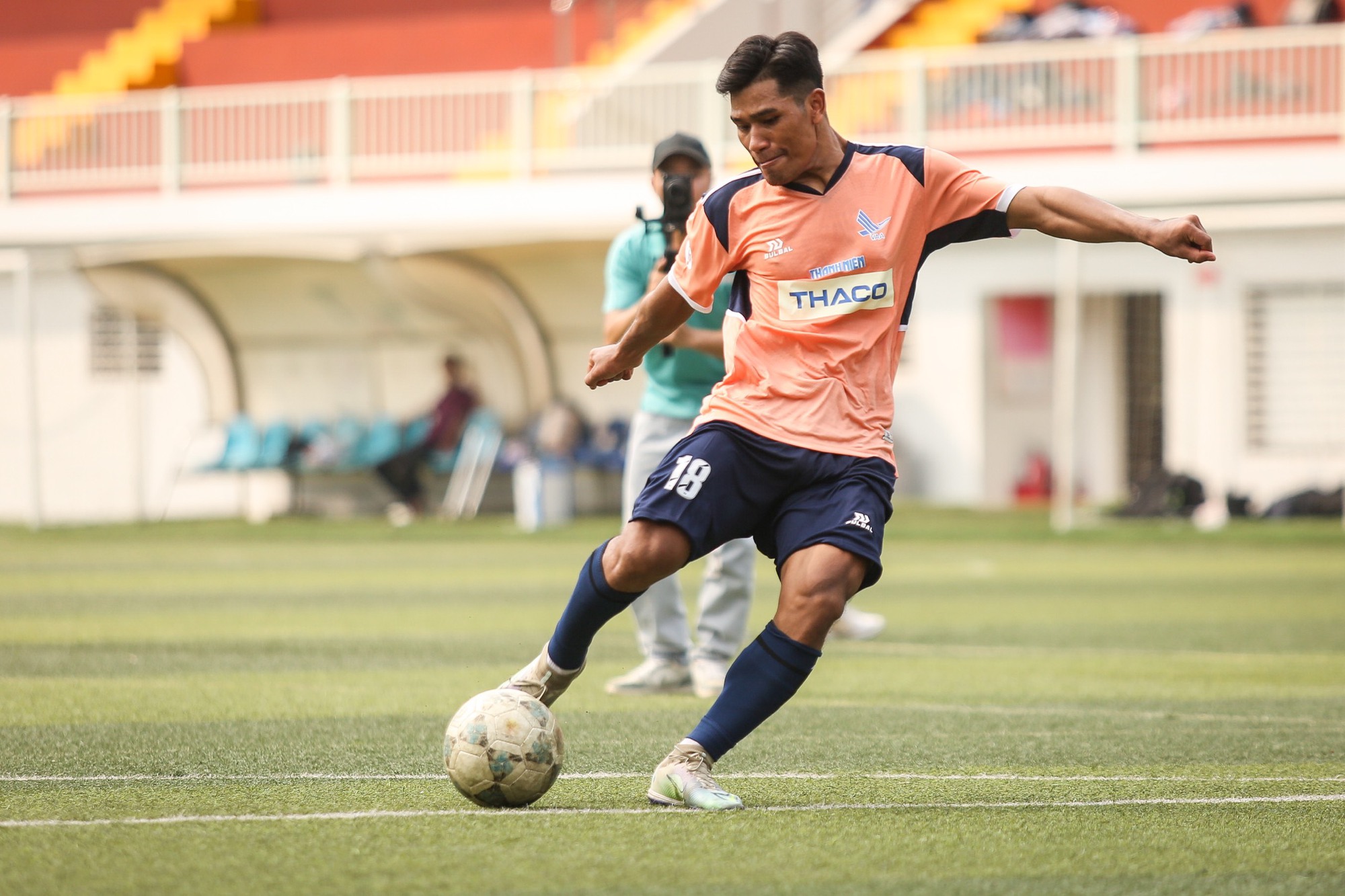 'Ngoại binh' Lào, Campuchia được kỳ vọng chơi thăng hoa tại giải bóng đá Thanh Niên sinh viên- Ảnh 3.