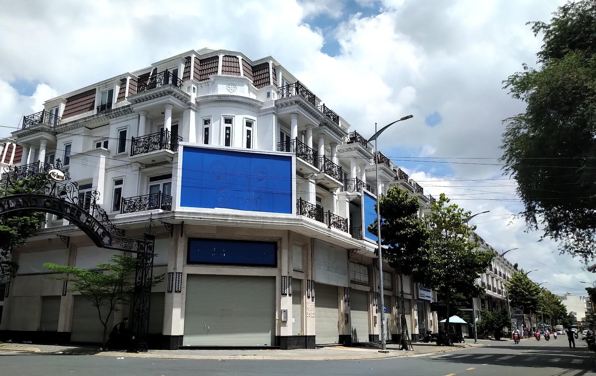 Trước Úc Châu, hàng trăm trung tâm tiếng Anh cũng đột ngột đóng cửa, quỵt học phí - Ảnh 4.