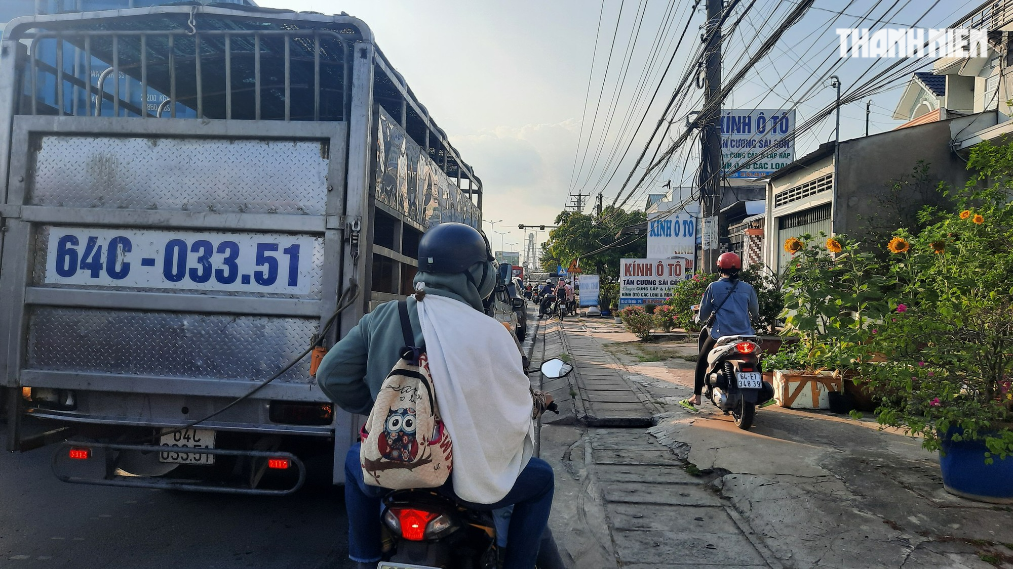 Cầu Mỹ Thuận bất ngờ tê liệt vào chiều cuối tuần - Ảnh 4.