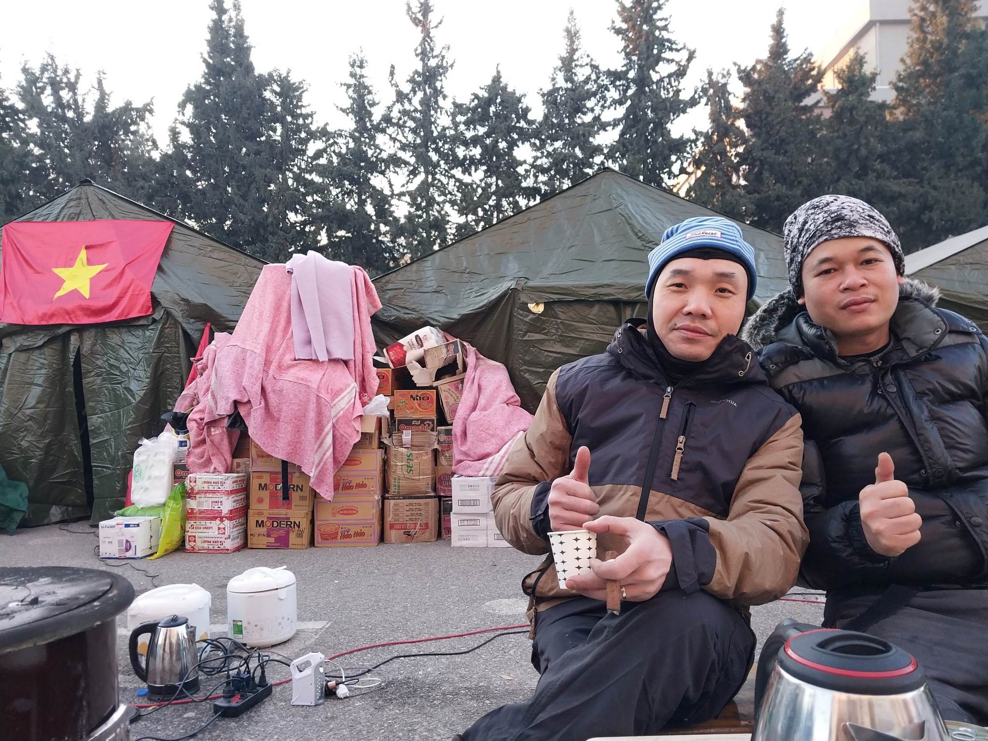 Người Việt ở Thổ Nhĩ Kỳ tình nguyện đến vùng động đất: 'Như phim kinh dị' - Ảnh 3.