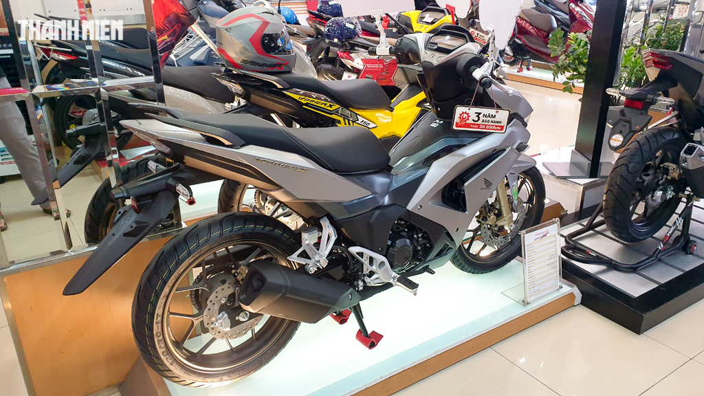 Xe côn tay thể thao tại Việt Nam: Honda Winner X, Yamaha Exciter đua giảm giá - Ảnh 3.