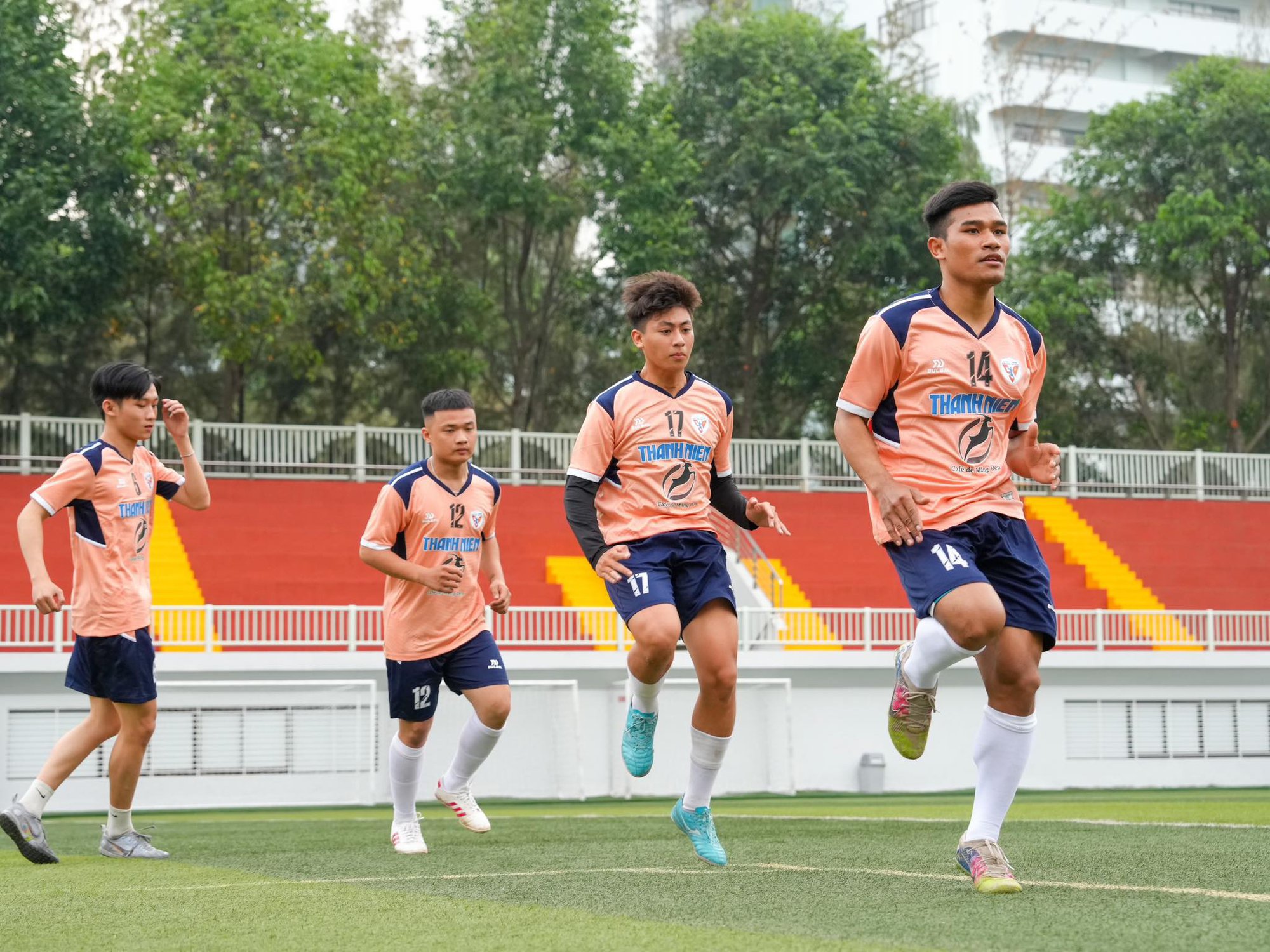Đội bóng đặc biệt 'xông đất' giải bóng đá Thanh Niên Sinh viên Việt Nam - Ảnh 9.