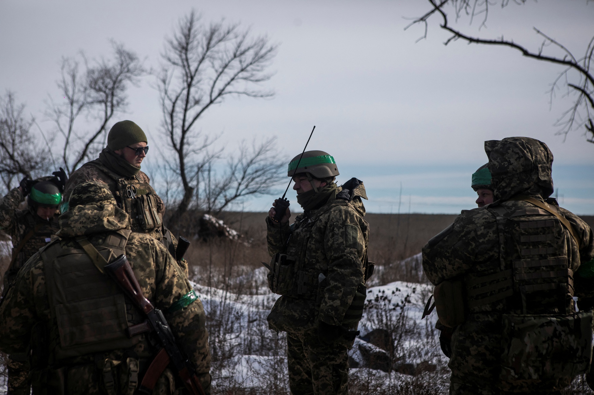 Lính Ukraine ở Bakhmut: 'Thi thể lính Nga chất lên từng đống' - Ảnh 1.