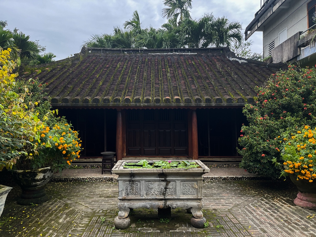 Cận cảnh ngôi nhà cổ hơn 200 năm tuổi ở Đà Nẵng - Ảnh 2.