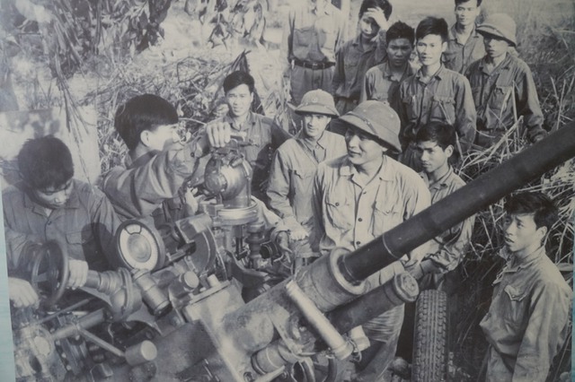 Sự kiện văn hóa tuần qua: Người Việt đã mua thành công ấn vàng ‘Hoàng đế chi bảo’ - Ảnh 3.