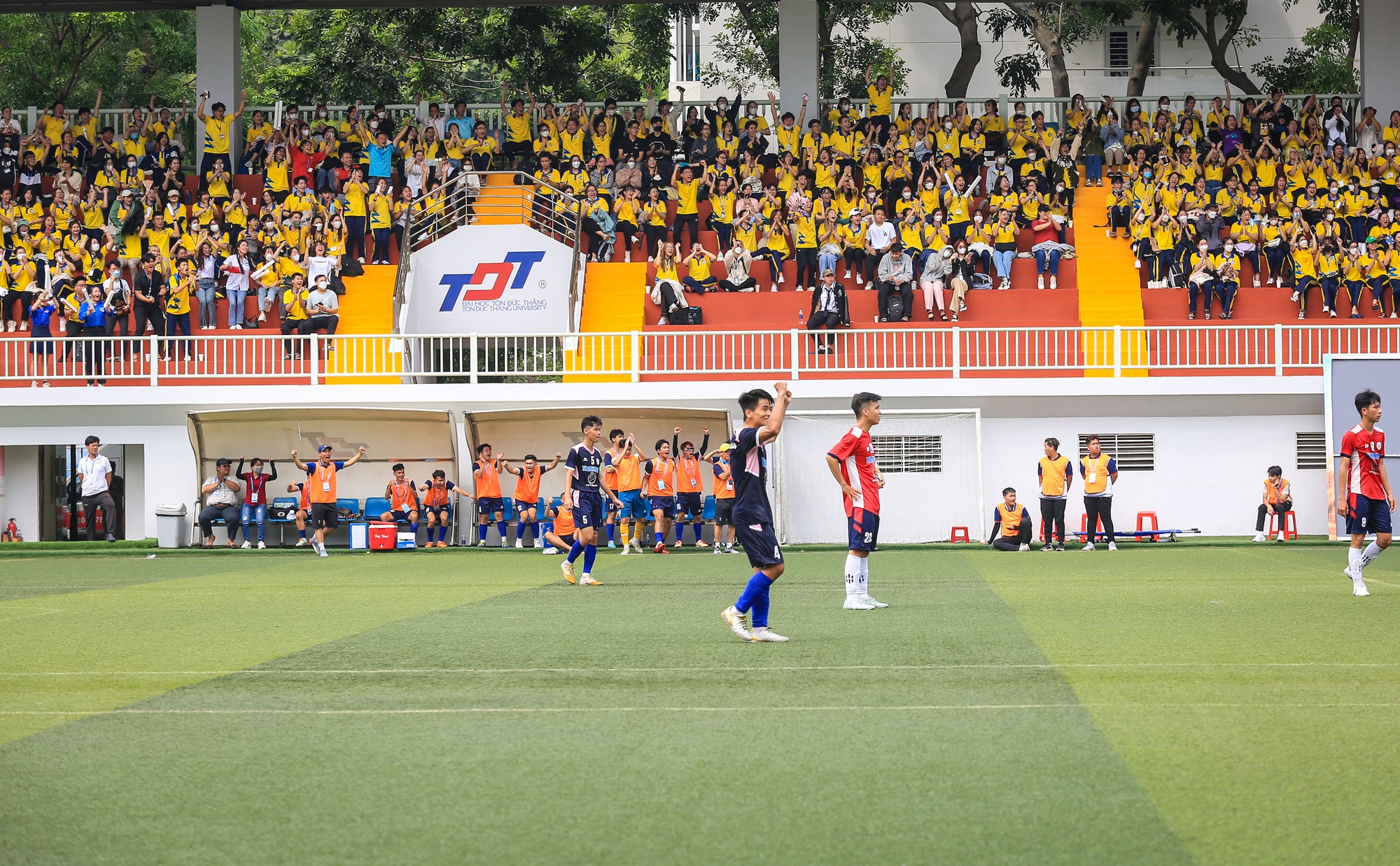 Giải bóng đá Thanh Niên Sinh viên Việt Nam: Xuất hiện kỷ lục từ khán đài - Ảnh 1.