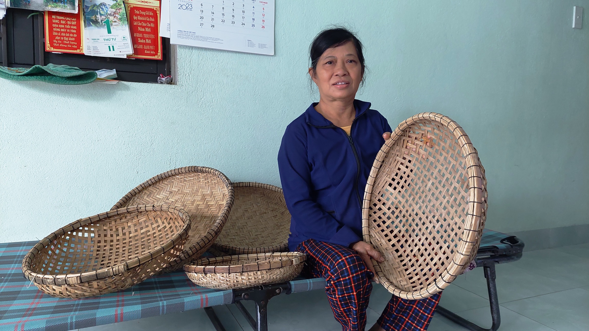 Nghề xưa còn một chút này: Nỗi niềm thợ vót nan, đan rổ