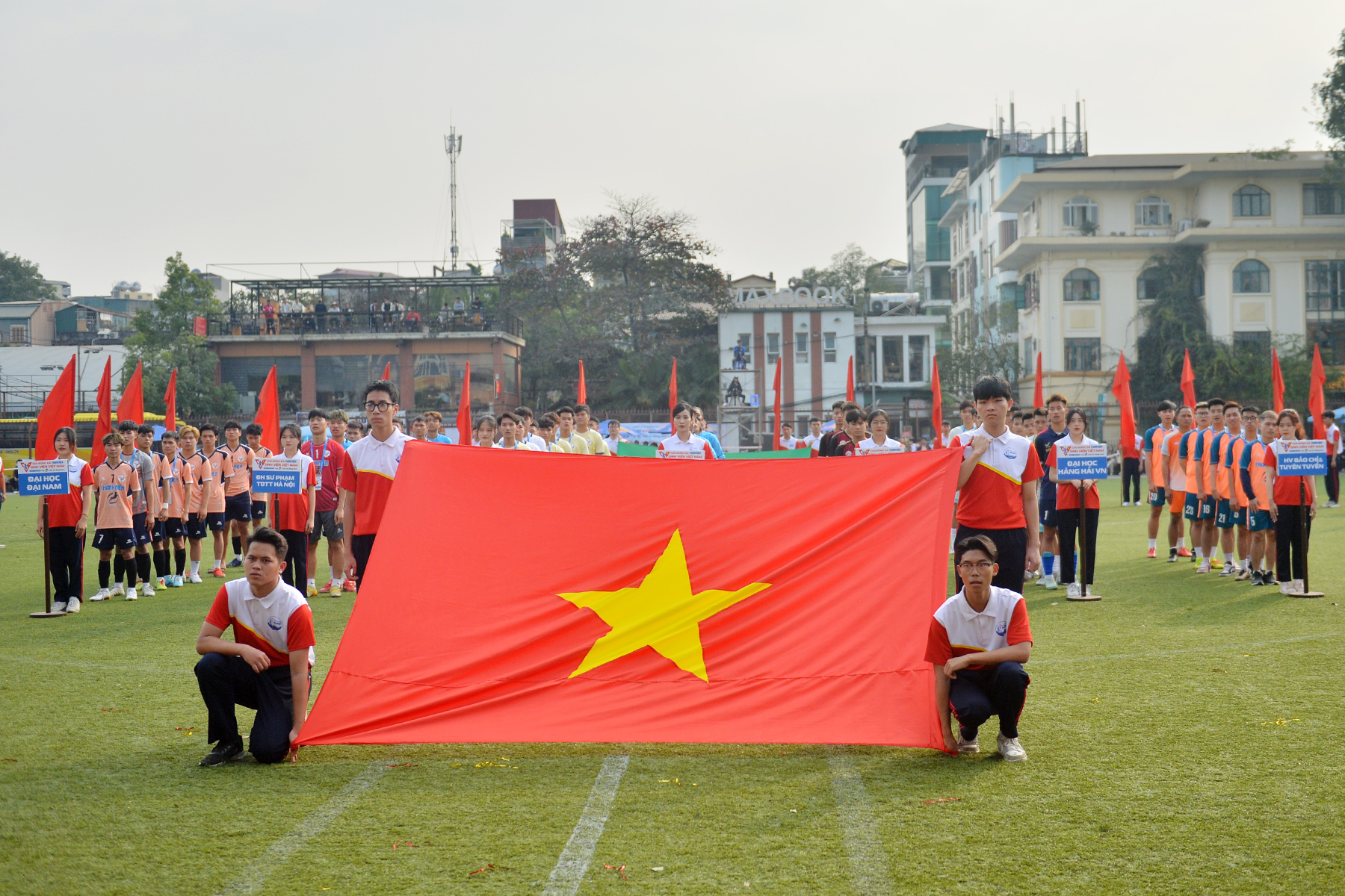 Khai mạc vòng loại giải bóng đá Thanh Niên Sinh viên khu vực miền Bắc - Ảnh 2.