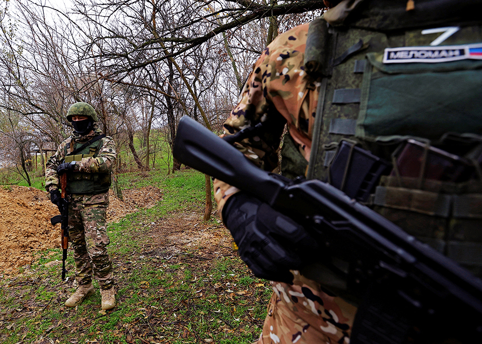 Tương quan lực lượng Nga - Ukraine  và những con số biết nói - Ảnh 1.