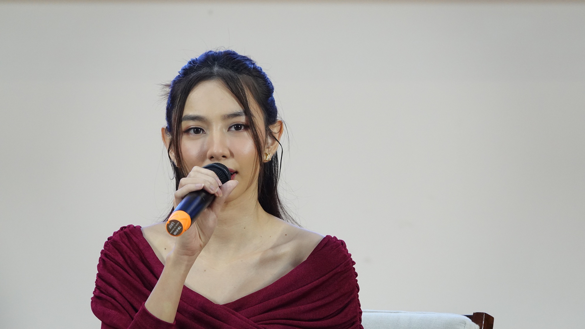 Hoa hậu Thủy Tiên chia sẻ kinh nghiệm học ngoại ngữ tại ĐH Quy Nhơn - Ảnh 3.