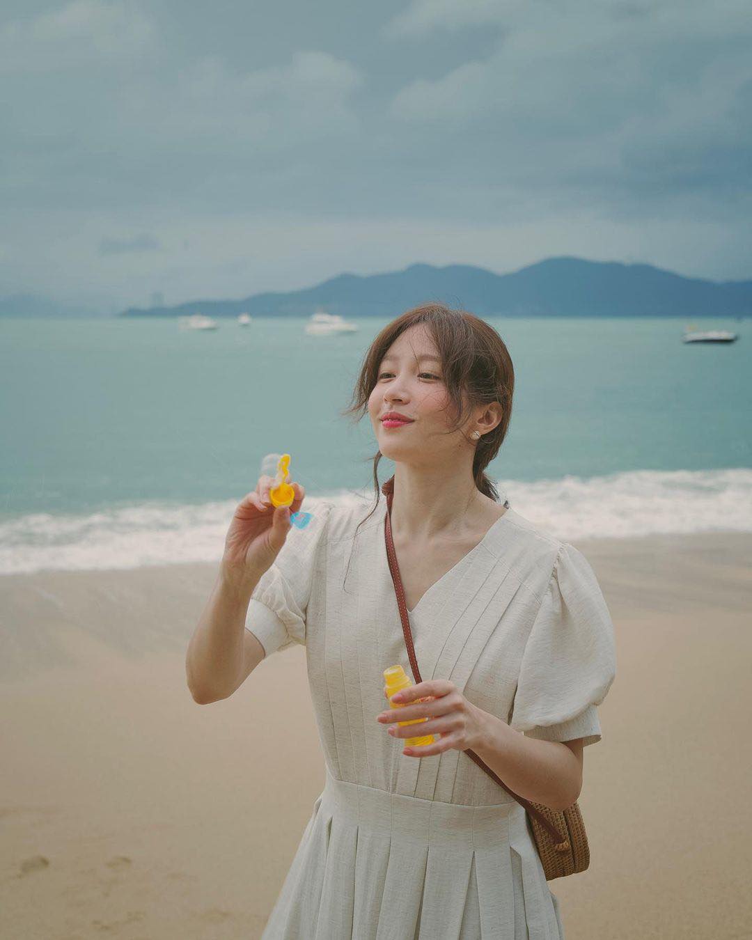 ‘Nữ hoàng fancam’ Hani khoe nhan sắc ngọt ngào trong loạt ảnh du lịch Nha Trang - Ảnh 6.
