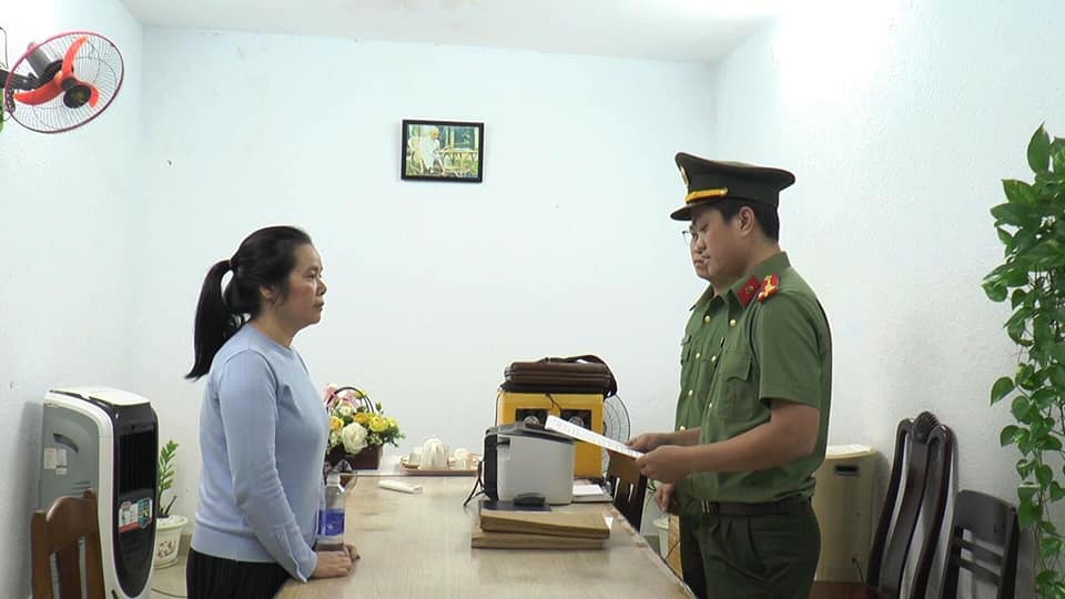 Khởi tố nữ giám đốc đưa lao động lậu sang Canada làm việc bằng visa du lịch - Ảnh 1.
