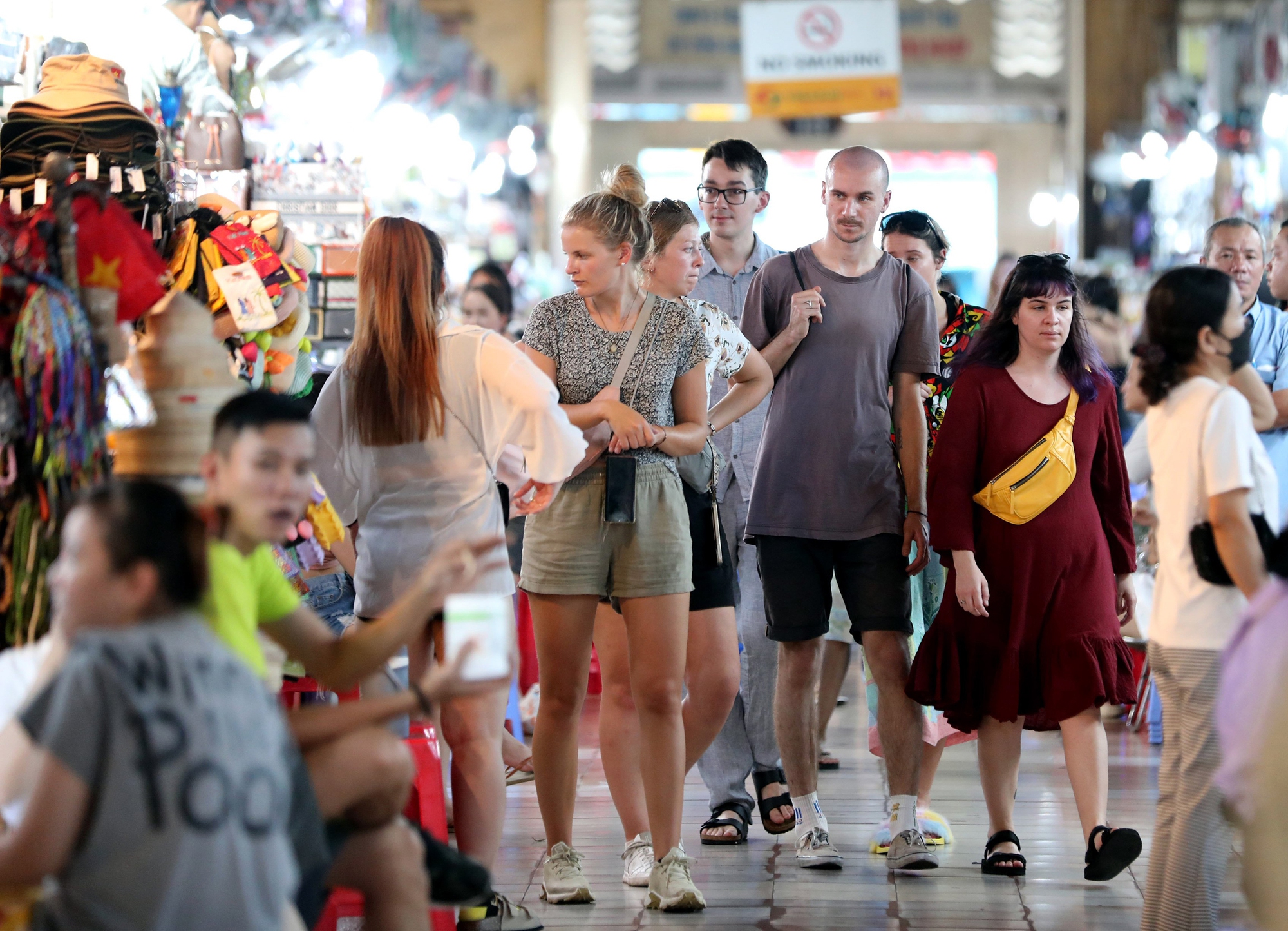 行方不明の外国人旅行者、旅行代理店のマネージャー...無職 - 写真 1.