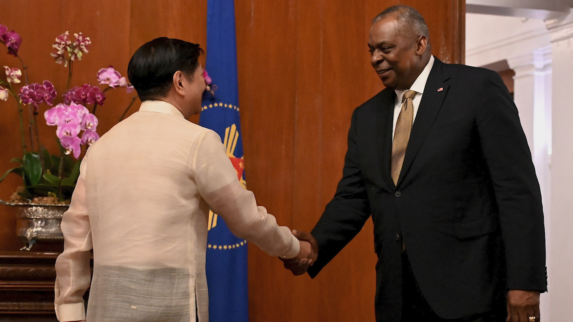 Trung Quốc tức giận vì thỏa thuận Mỹ-Philippines về căn cứ quân sự - Ảnh 1.