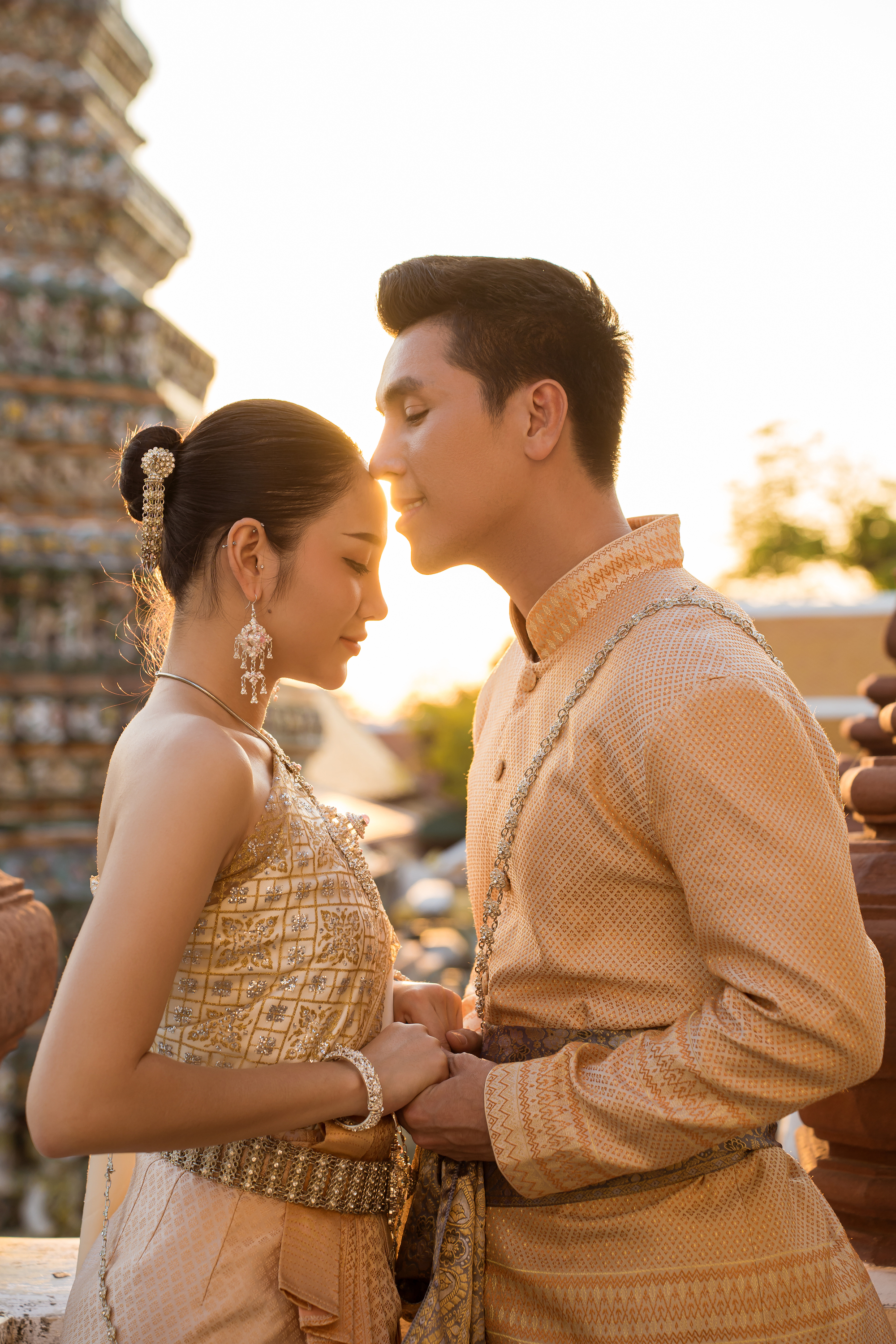 Nữ diễn viên Hoàng Phi Kha lên tiếng về tin đồn hẹn hò với mỹ nhân Thái Lan - Ảnh 1.