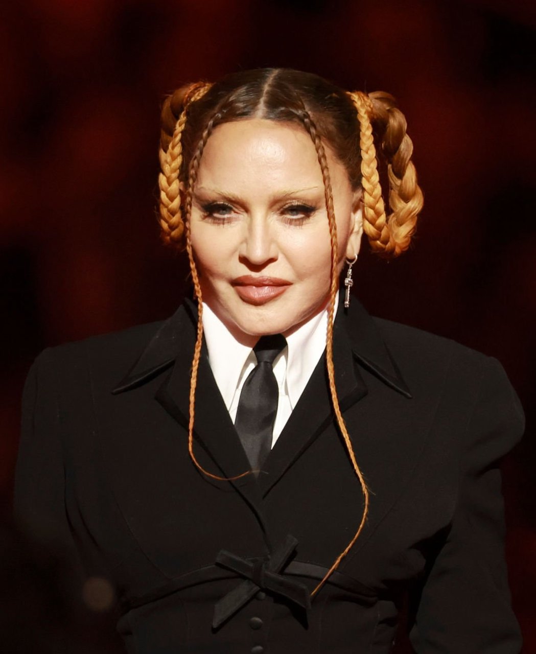 Madonna đáp trả gay gắt vì bị chê 'gương mặt không thể nhận ra'