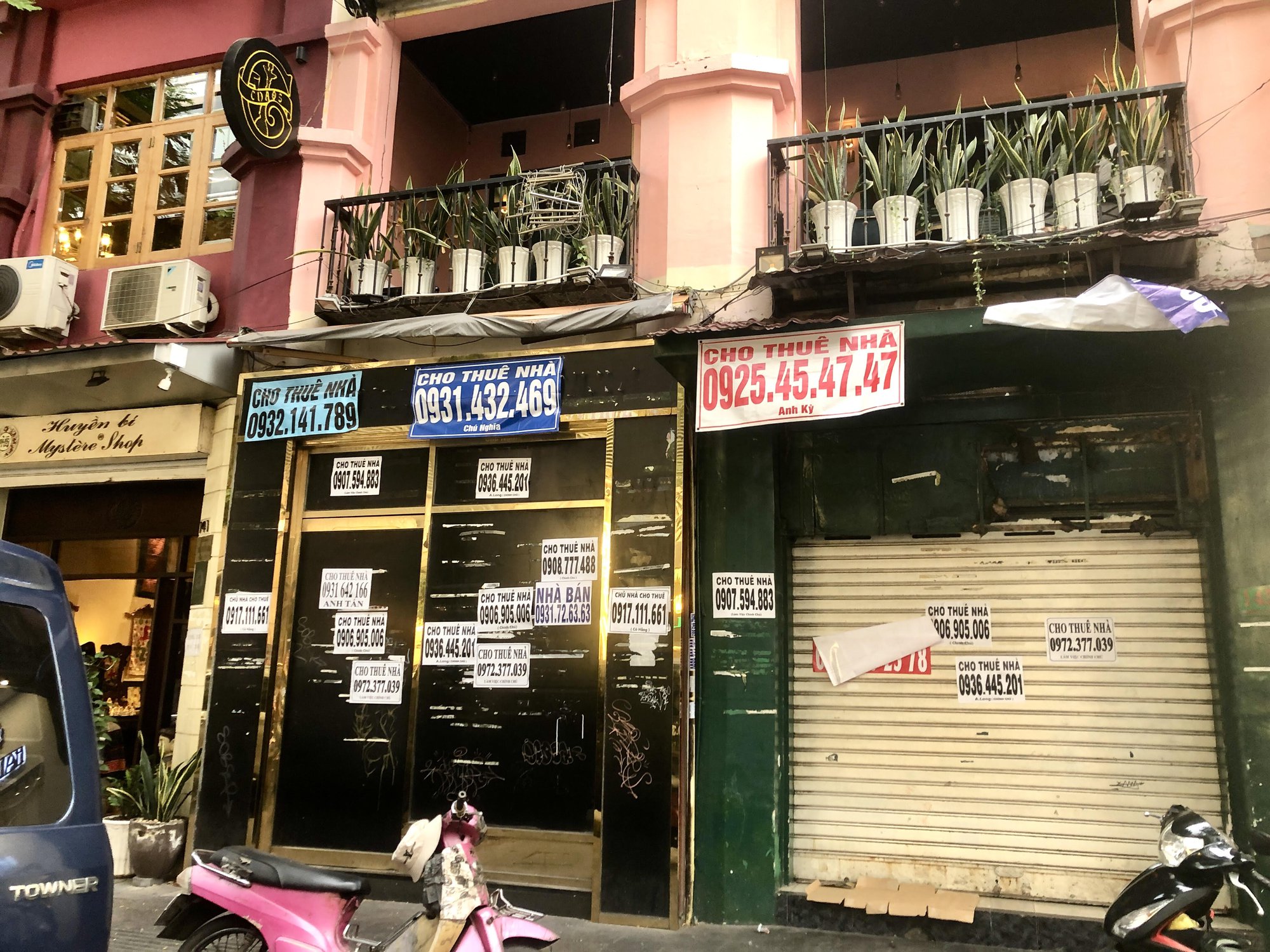 Ế khách, nhiều mặt bằng 'hot' trung tâm Sài Gòn treo bảng cho thuê - Ảnh 12.