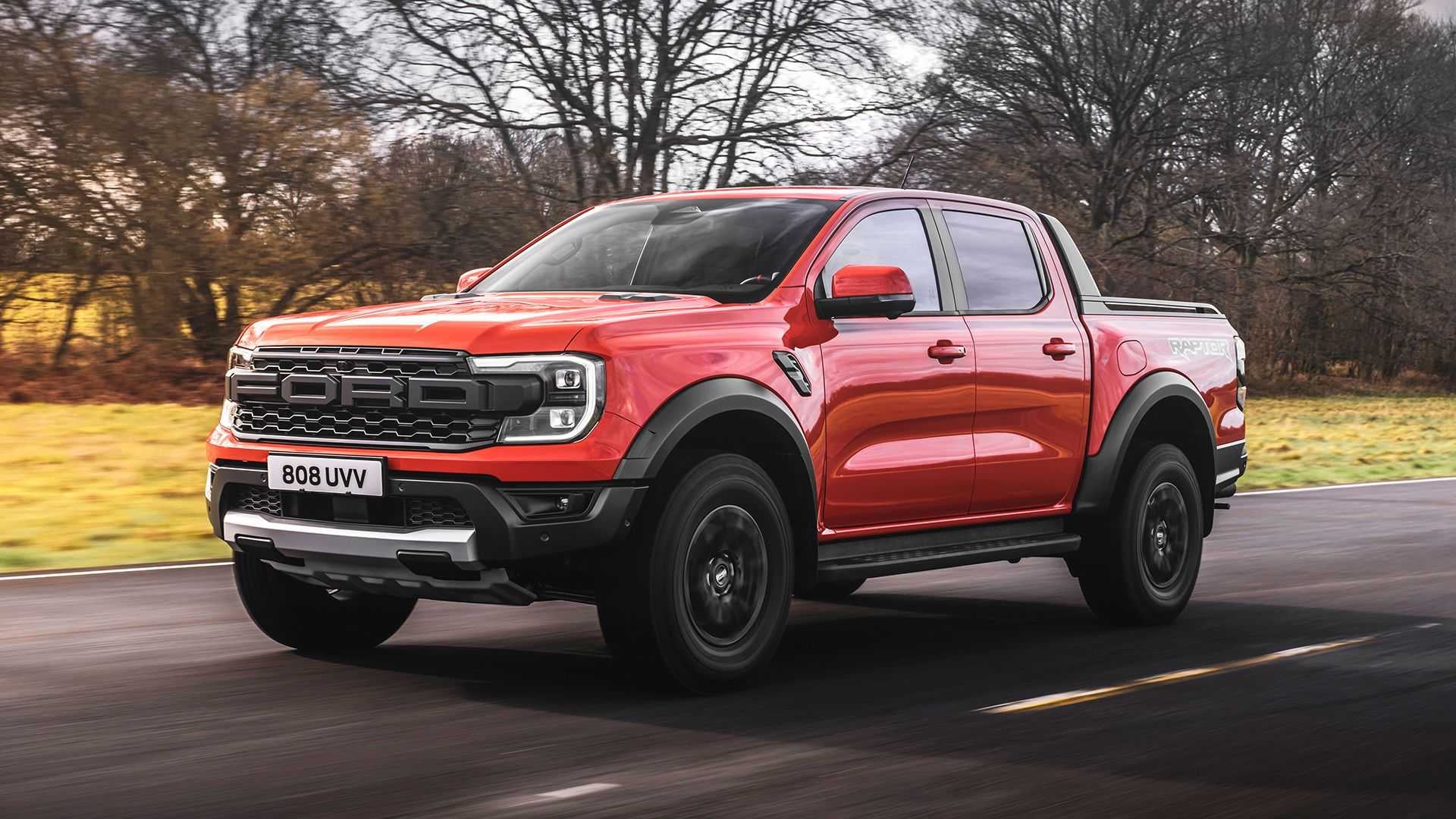 The price of Ford Ranger Raptor 2023 in Vietnam makes old cars