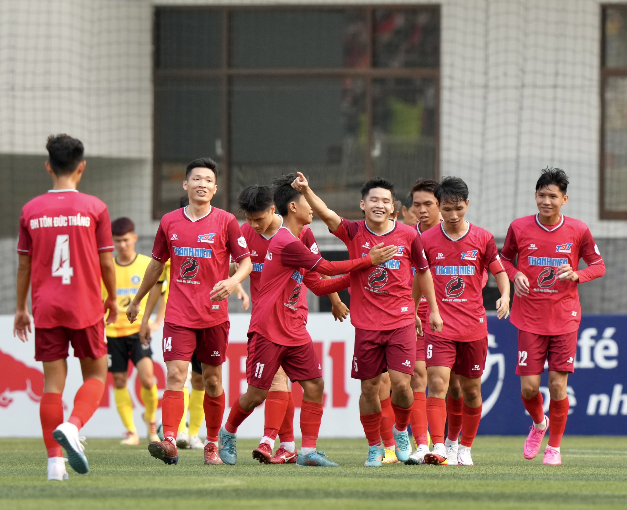 Kết quả ĐH Tôn Đức Thắng 4-0 ĐH Tây Nguyên: Chủ nhà mở màn thắng áp đảo - Ảnh 1.