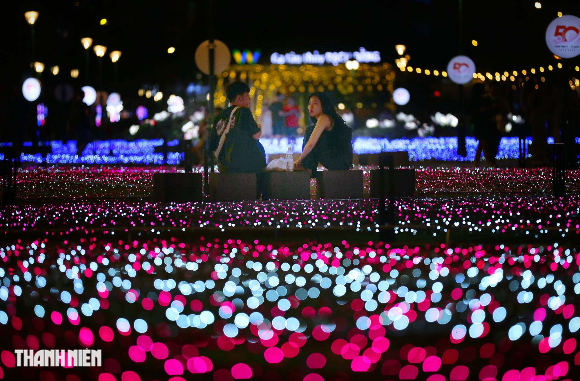 Bến Bạch Đằng huyền ảo khác lạ bởi 500.000 đèn LED - Ảnh 6.