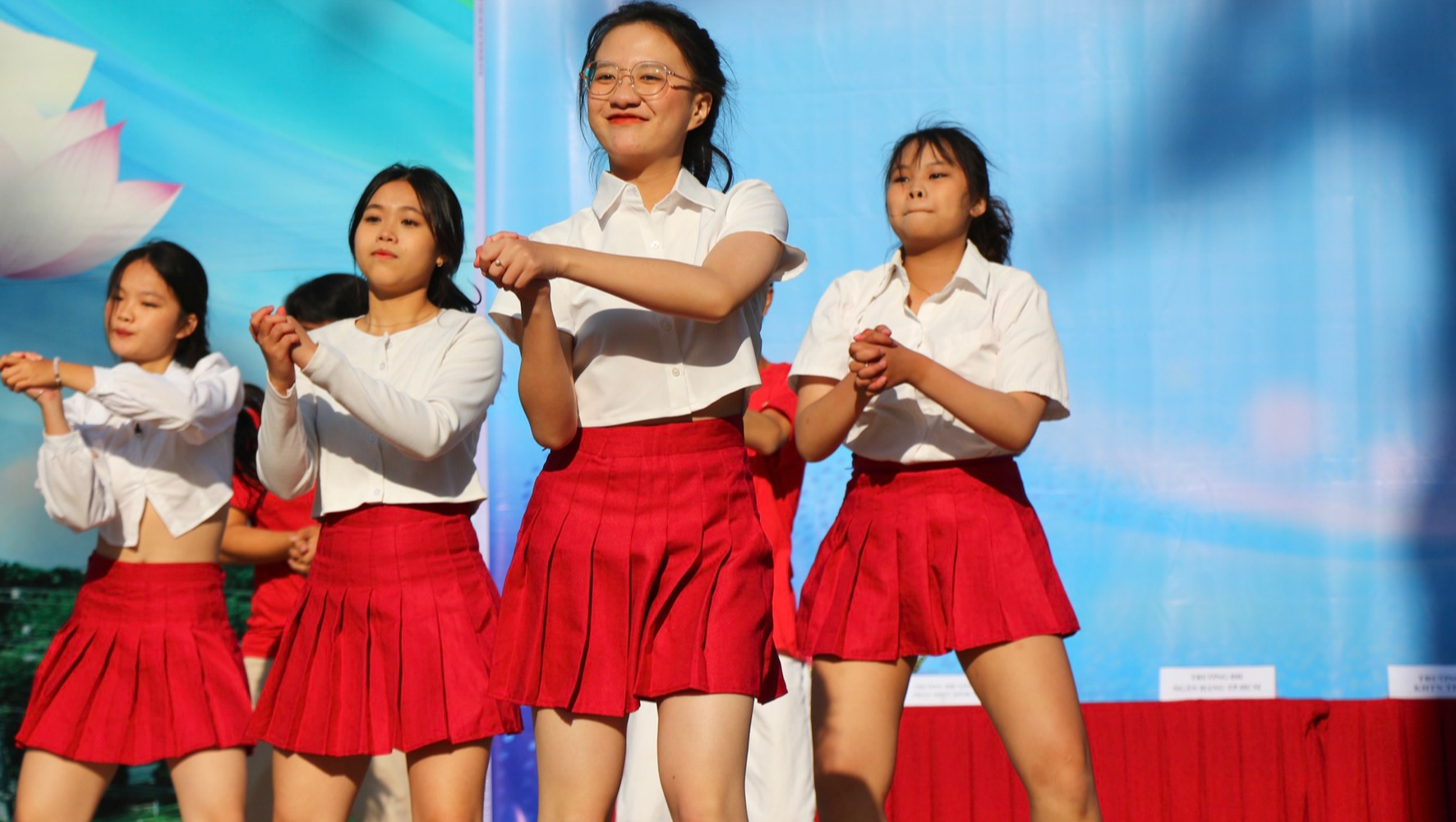 Sợ máu học điều dưỡng, say xe học du lịch và cái kết bất ngờ - Ảnh 6. Sợ máu học điều dưỡng, say xe học du lịch và cái kết bất ngờ - Ảnh 6.