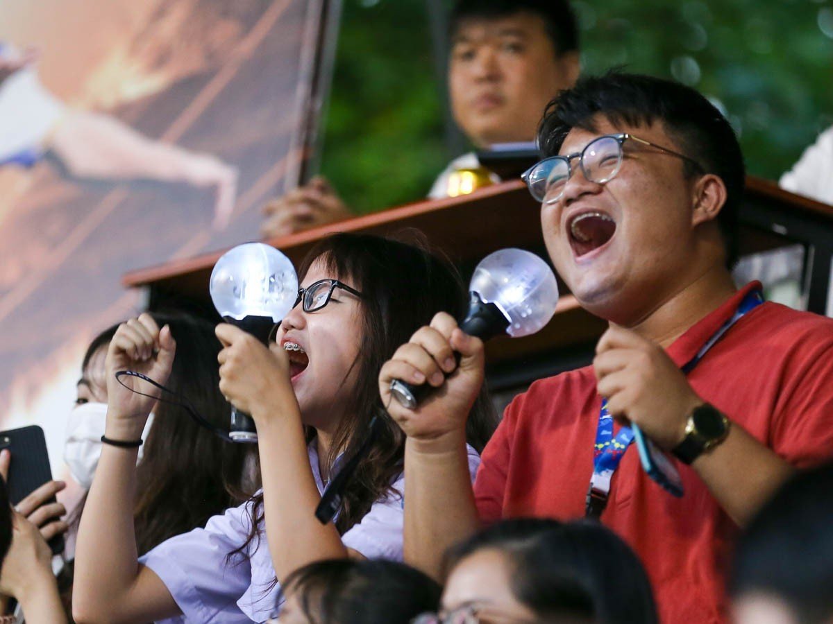 7.000 CĐV 'bùng cháy', kỷ lục mới của giải bóng đá Thanh Niên Sinh viên Việt Nam - Ảnh 7.