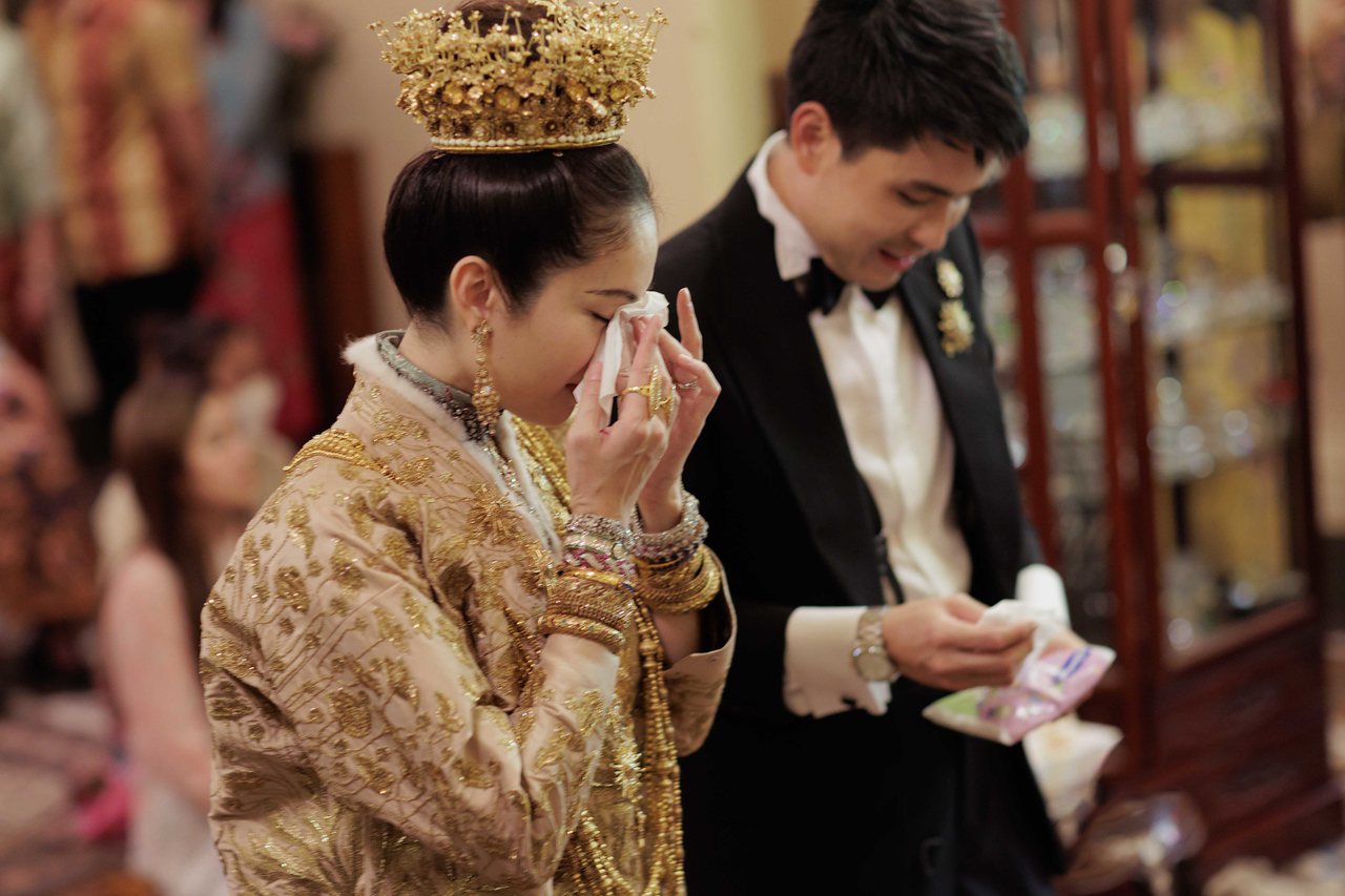 Hôn lễ truyền thống của 'hoa hậu chuyển giới đẹp nhất Thái Lan' với chồng doanh nhân - Ảnh 5.