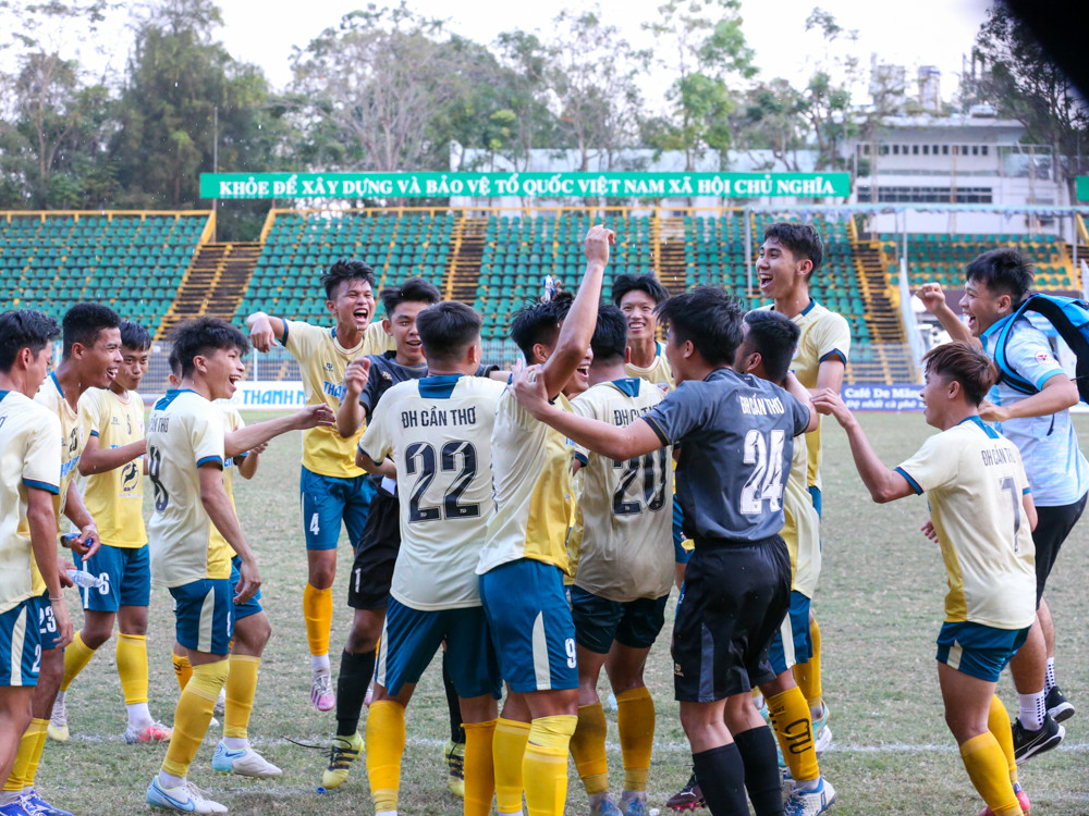 ĐH Cần Thơ 2-0 ĐH Trà Vinh: Đại diện Tây Đô giành vé VCK - Ảnh 6.