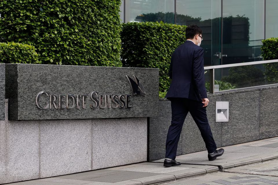 Credit Suisse được 'giải cứu', thế giới vẫn chưa hết lo - Ảnh 1.