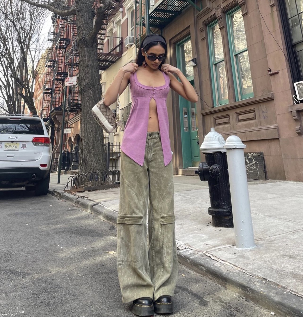 Why should you buy boxy pants, colorful wide leg pants for your summer ...