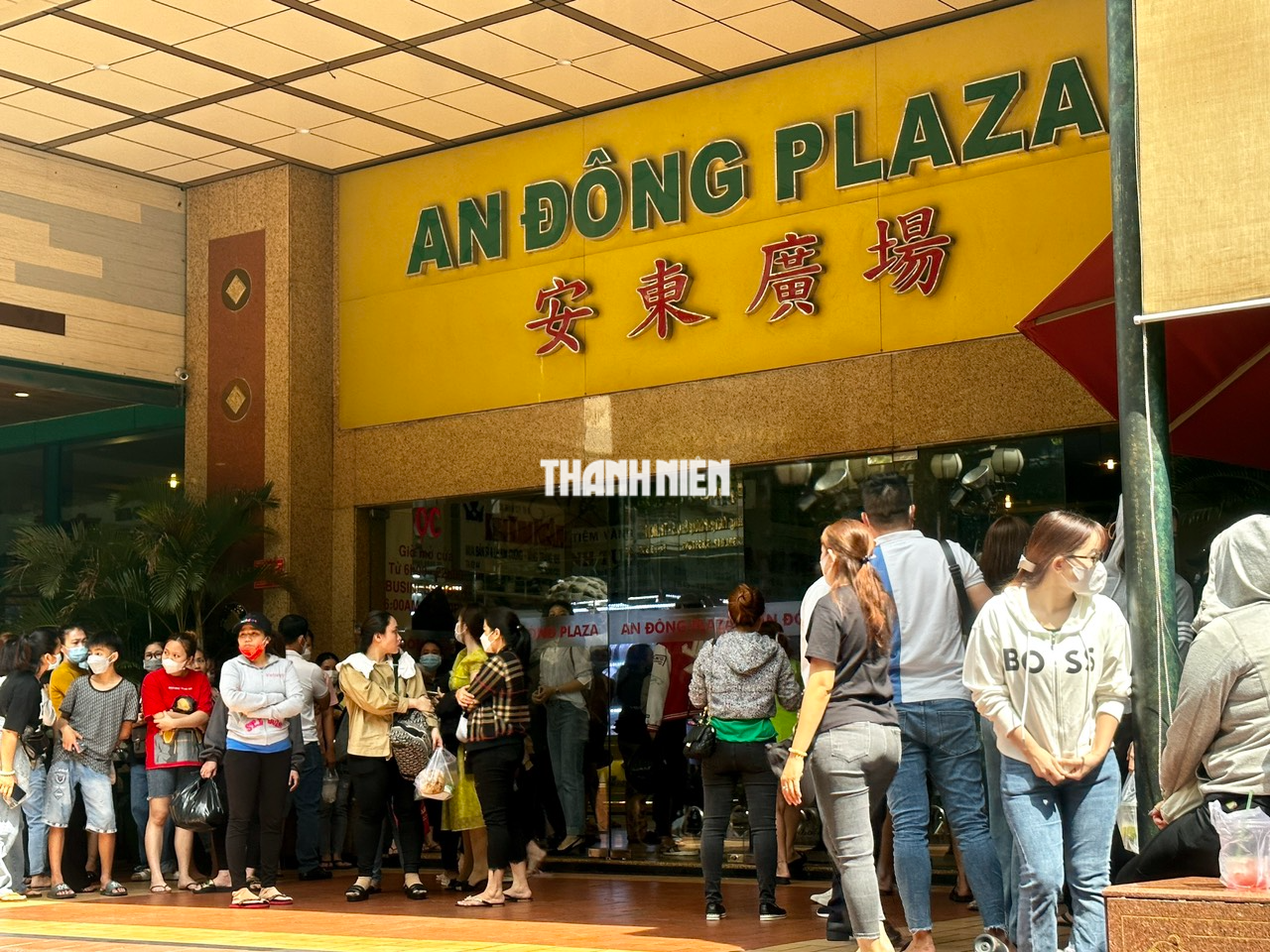 Tiểu thương An Đông Plaza đóng cửa, yêu cầu giảm giá thuê sạp - Ảnh 1.