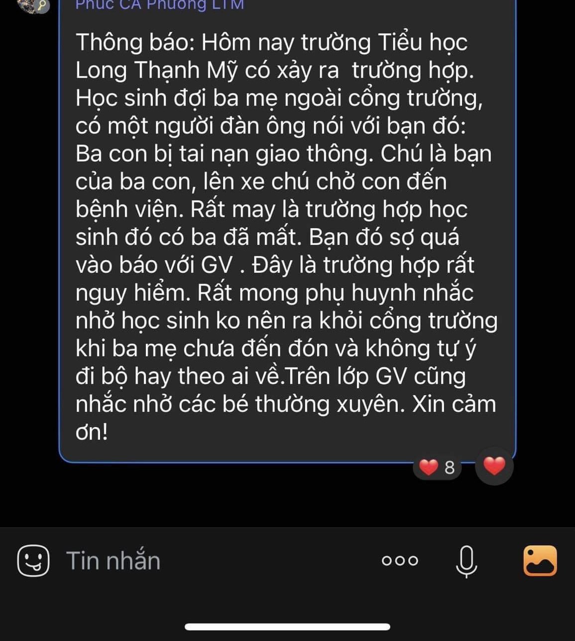 Xuất hiện chiêu mới dụ dỗ học sinh ngay cổng trường - Ảnh 2.