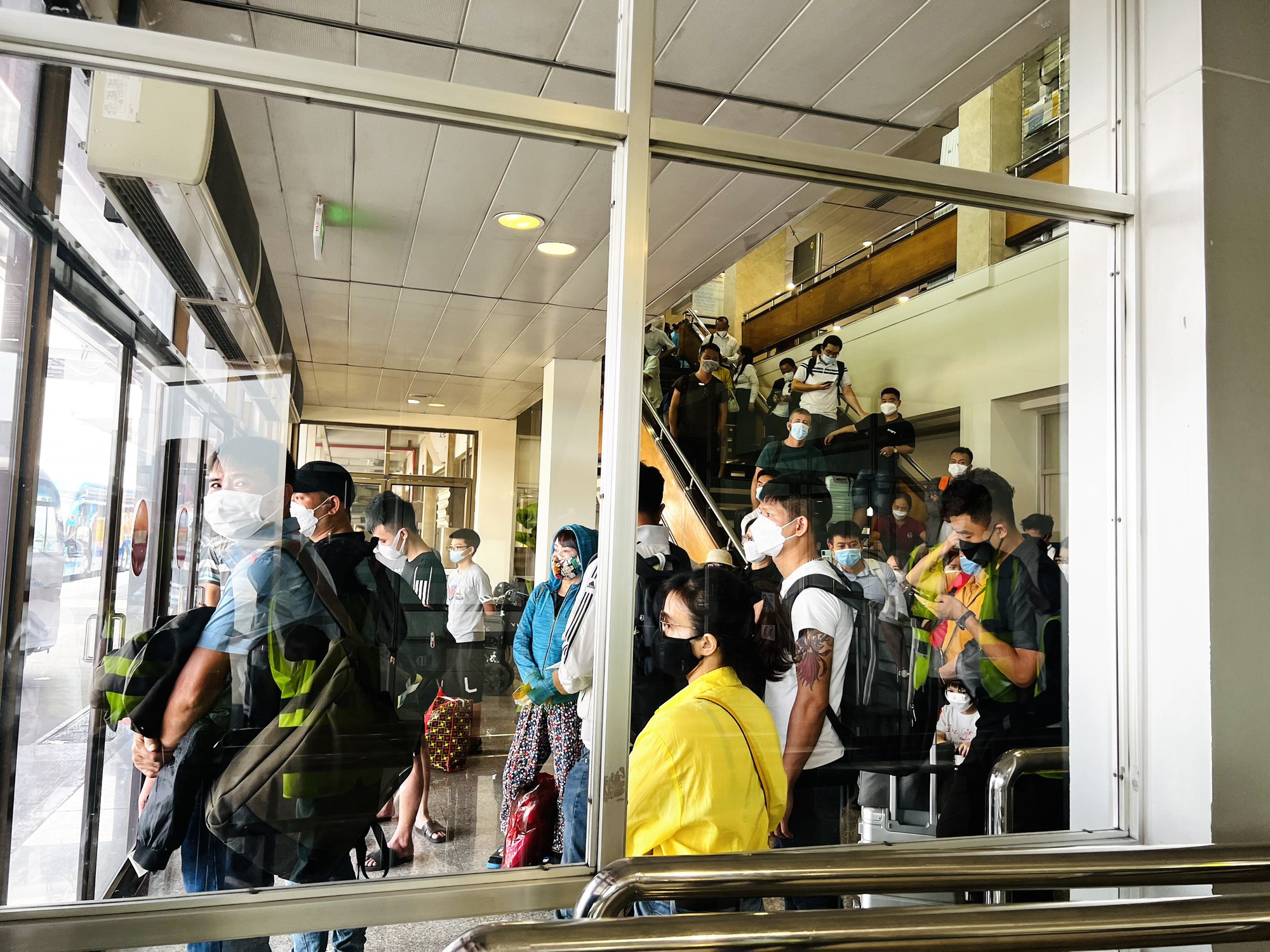 Giải mã những băng chuyền hành lý 'delay' tại sân bay Tân Sơn Nhất - Ảnh 8.
