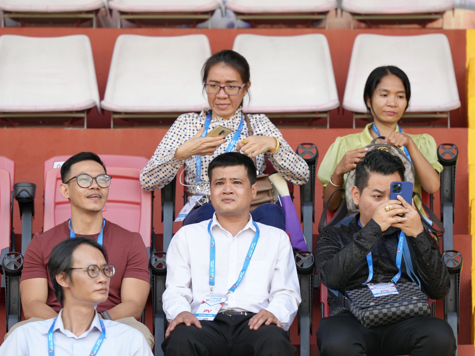 Truyền thông Campuchia dự giải Thanh Niên Sinh viên Việt Nam chuẩn bị cho SEA Games 32 - Ảnh 3.