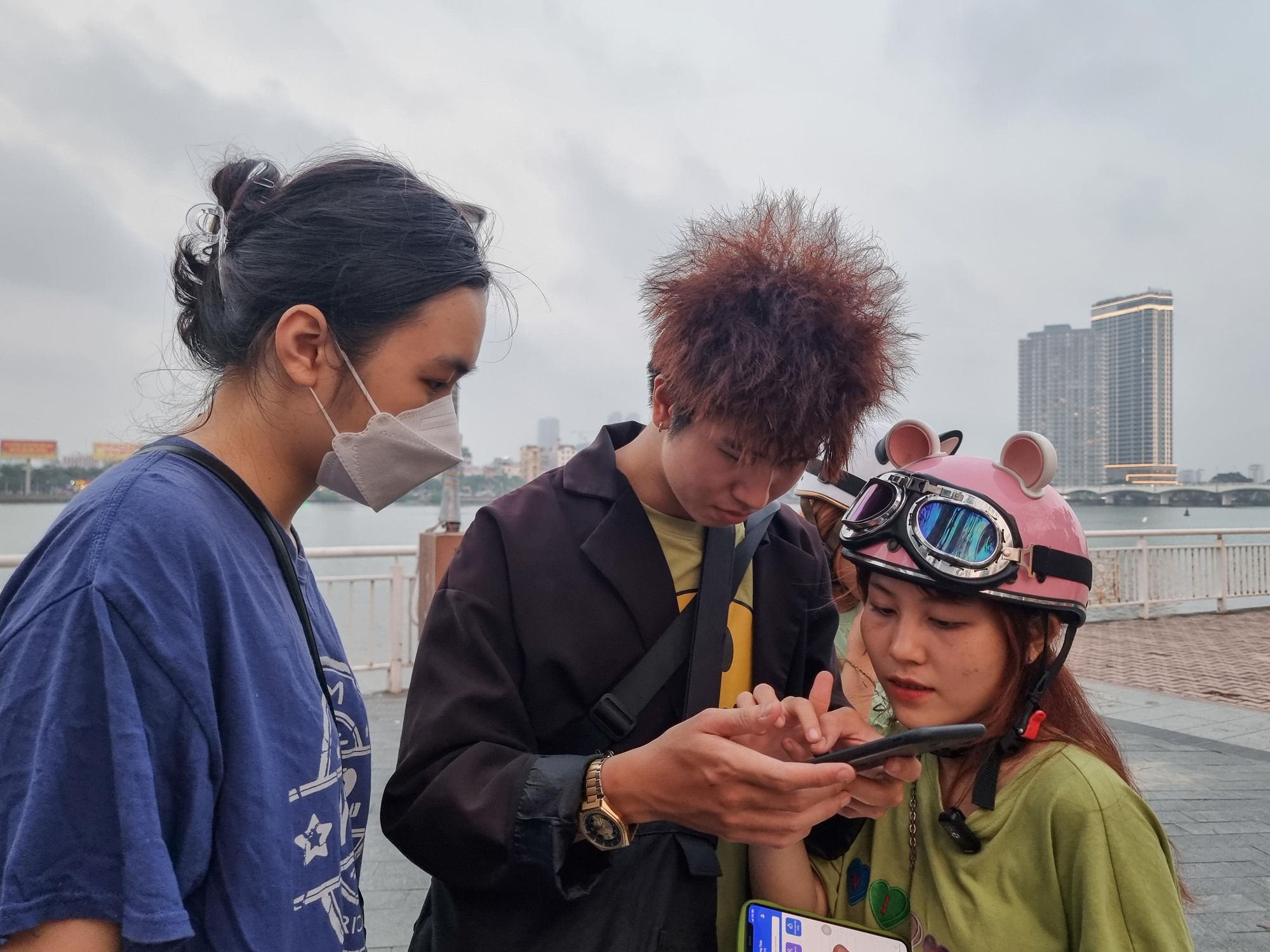 Người trẻ thích thú với xe đạp công cộng: 'Đến Đà Nẵng thì phải đạp xe'   - Ảnh 7.