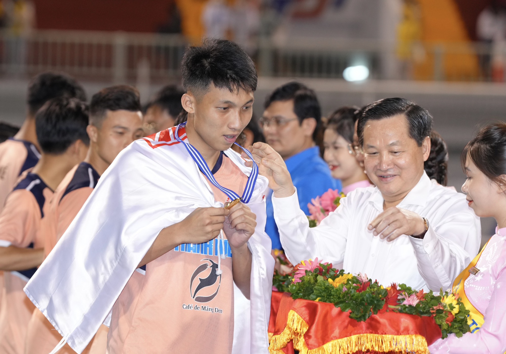 Những hình ảnh cảm xúc khép lại giải bóng đá Thanh Niên Sinh viên Việt Nam 2023 - Ảnh 5.