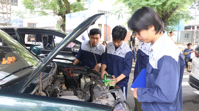 Học ngành gì để sau này làm chủ gara ô tô? - Ảnh 2.