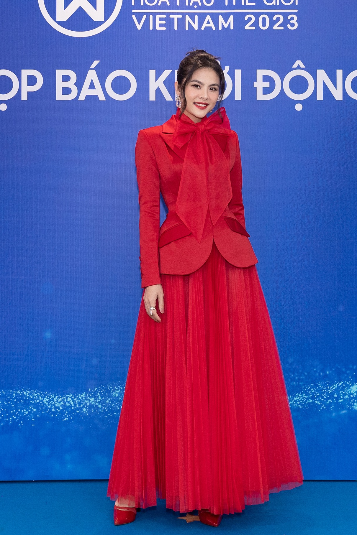 Diễn viên Vân Trang đọ sắc với Hoa hậu Đỗ Thị Hà, Thanh Thủy - Ảnh 11.