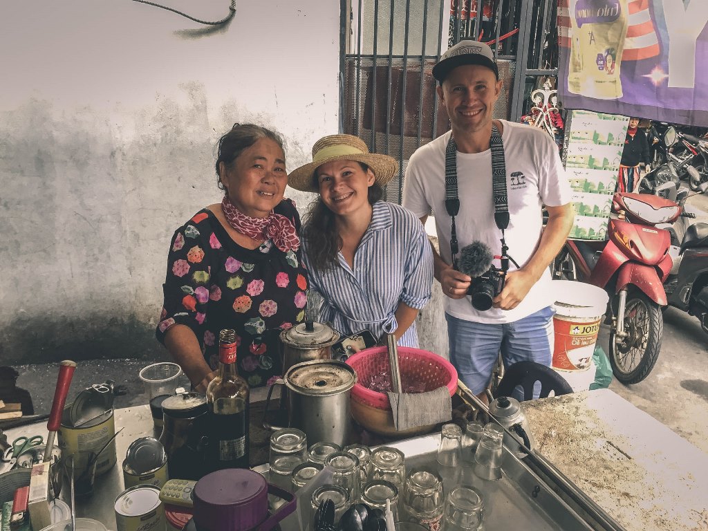 Quán cà phê vợt &quot;độc lạ giá 10.000 đồng ở Đà thành - Ảnh 9.