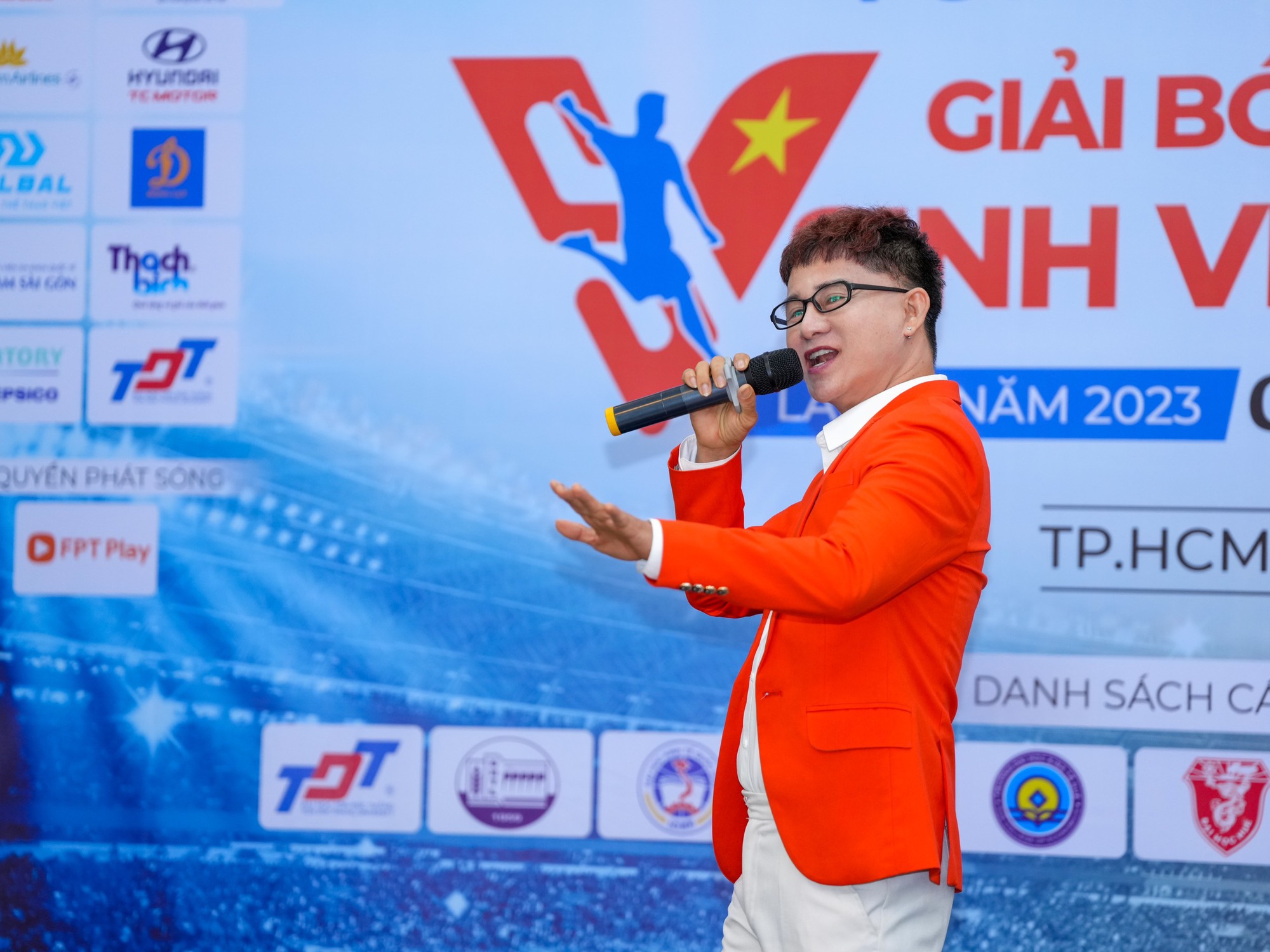 Ra mắt chiếc cúp vô địch trong mơ giải bóng đá Thanh Niên Sinh viên Việt Nam - Ảnh 15.